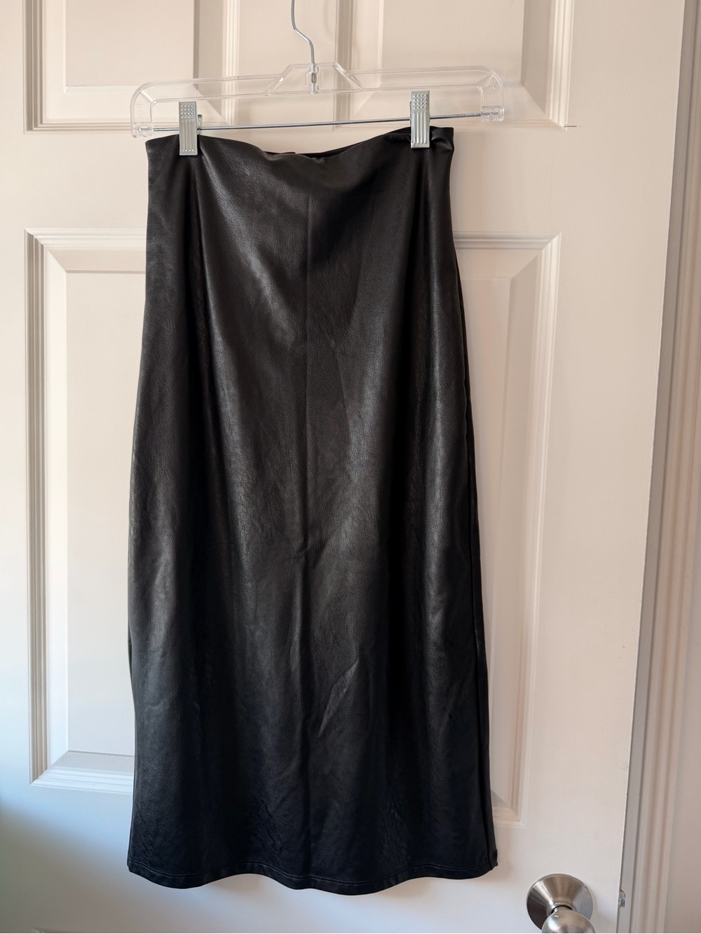 Faux Leather Pull on pencil skirt